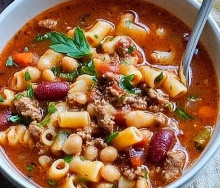 Instant Pot Pasta e Fagioli inspired by Olive Garden recipe